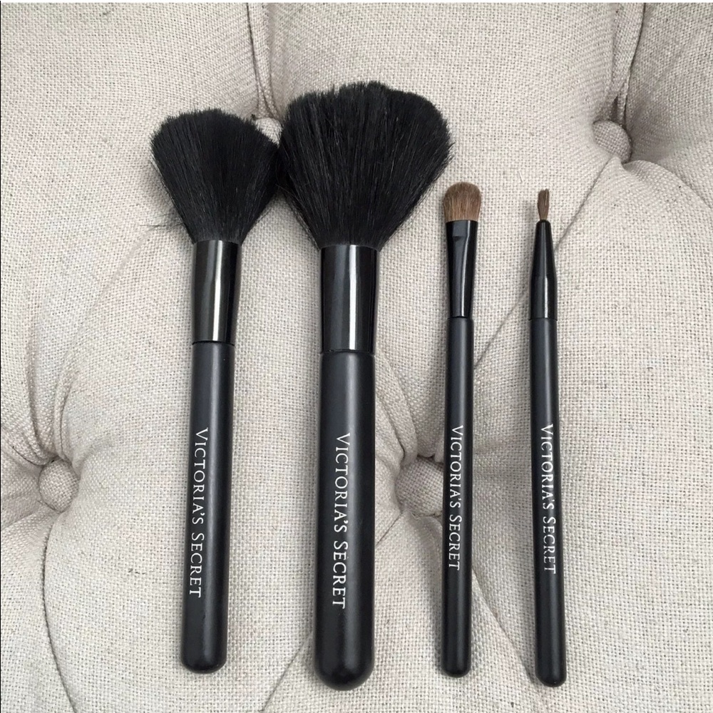 🖤 New Victoria’s Secret VS Brush Set Makeup 4 pieces